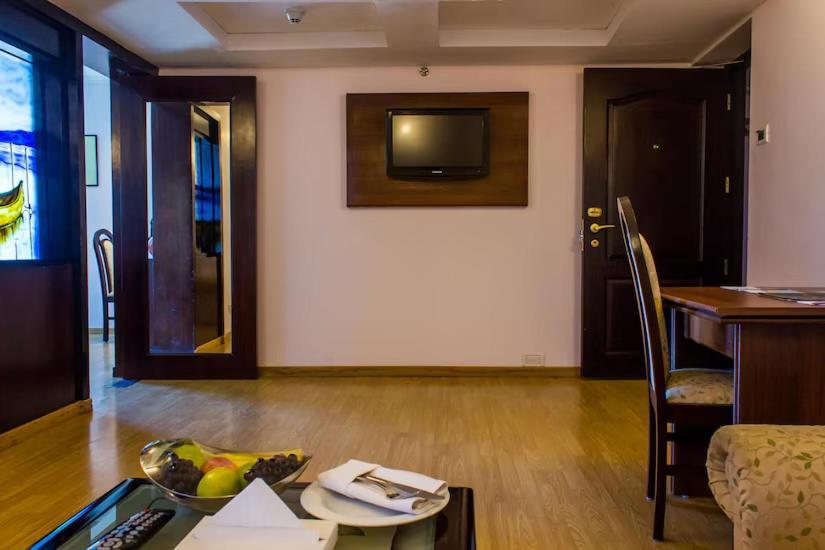 The Quilon Beach Hotel And Convention Center Kollam Bagian luar foto